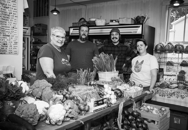 New Lebanon farmers market expands to year-round storefront